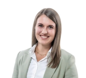 Laura Hirschle